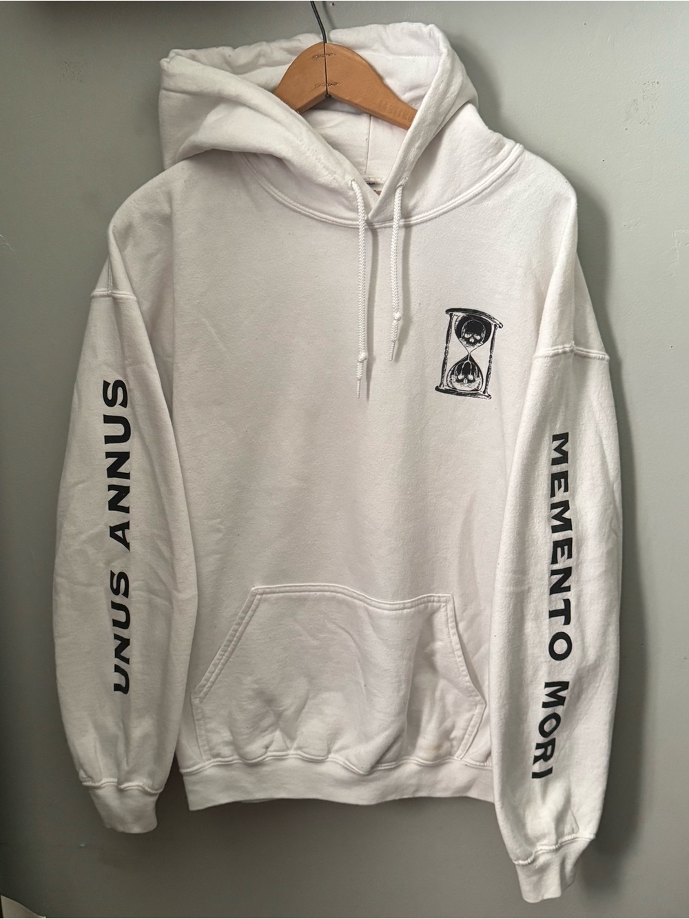 Unus Annus White Hourglass Hoodie
